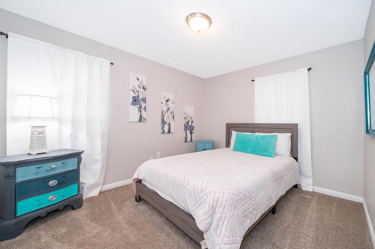Forever Summer - Entire House! With King Bed! 克利尔沃特 外观 照片
